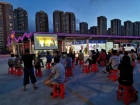 想看露天電影？橫琴物業集市每周約定你！免費的那種...